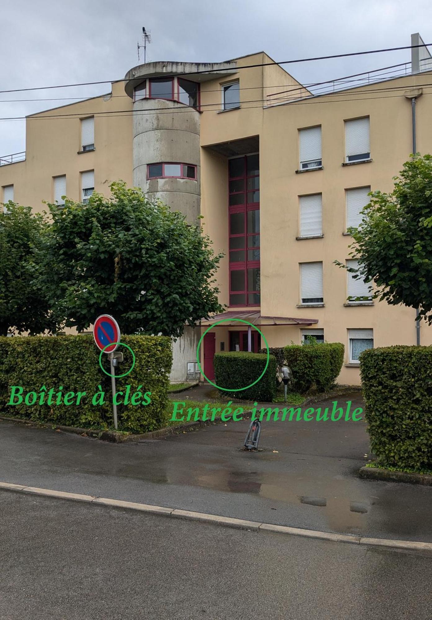 Le Colibri - Parking Wifi Besançon